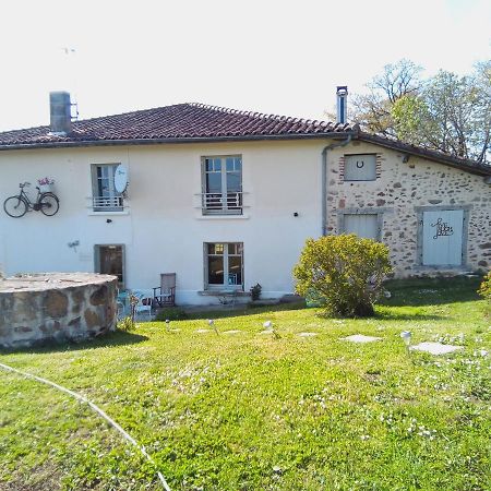Villa Les Outres Chabrac Exterior foto